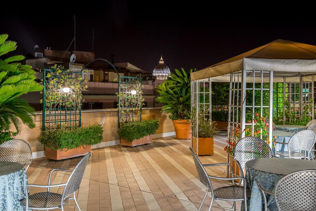Domus Carmelitana Ξενοδοχείο Ρώμη Εξωτερικό φωτογραφία
