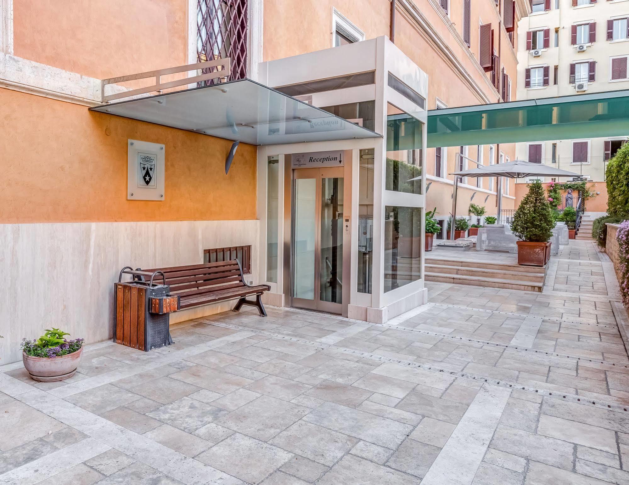 Domus Carmelitana Ξενοδοχείο Ρώμη Εξωτερικό φωτογραφία